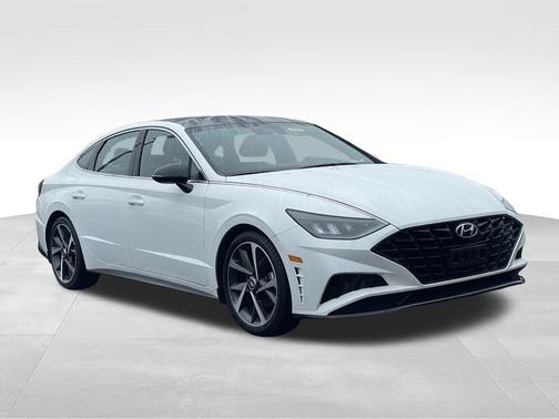 2022 Hyundai SONATA SEL Plus