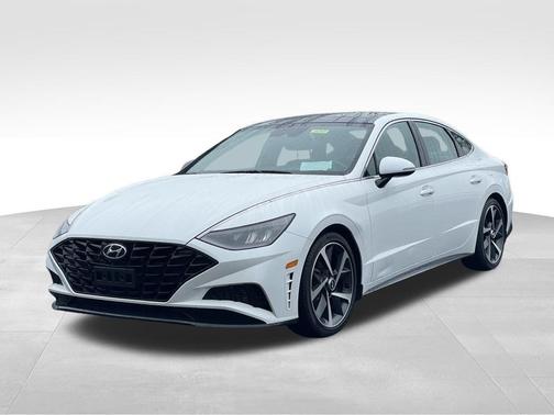 2022 Hyundai SONATA SEL Plus