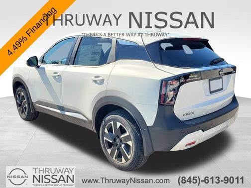 2025 Nissan Kicks SV