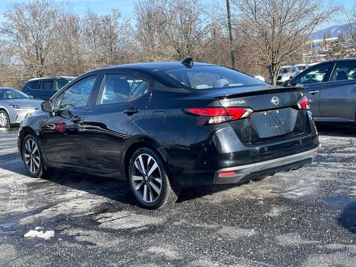 2020 Nissan Versa 1.6 SR