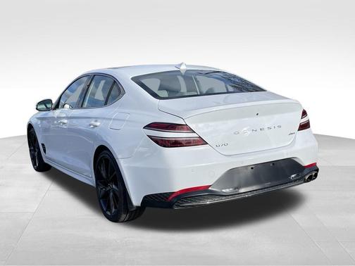 2023 Genesis G70 2.0T