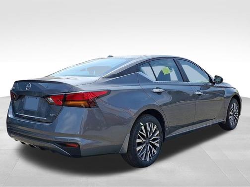 Gun Metallic 2026 Nissan Altima SV