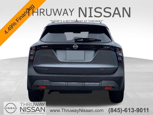 2025 Nissan Kicks SR