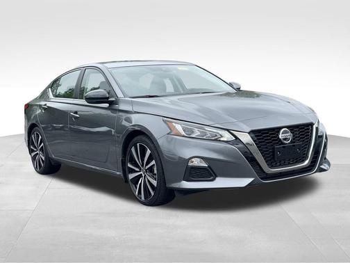2022 Nissan Altima 2.0 SR