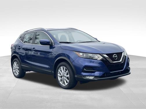 2022 Nissan Rogue Sport SV