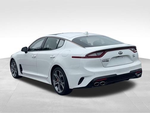 2019 Kia Stinger GT2