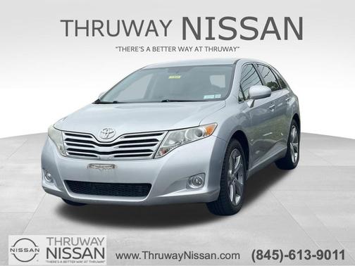 Classic Silver Metallic 2009 Toyota Venza
