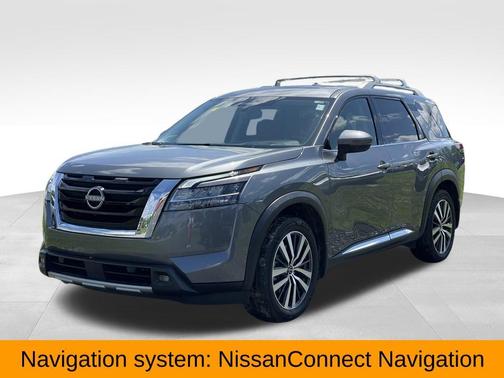 2022 Nissan Pathfinder Platinum