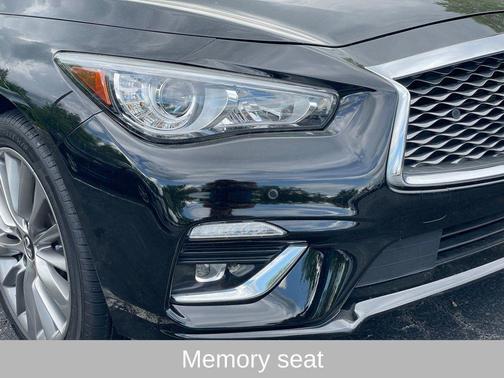 2022 INFINITI Q50 LUXE