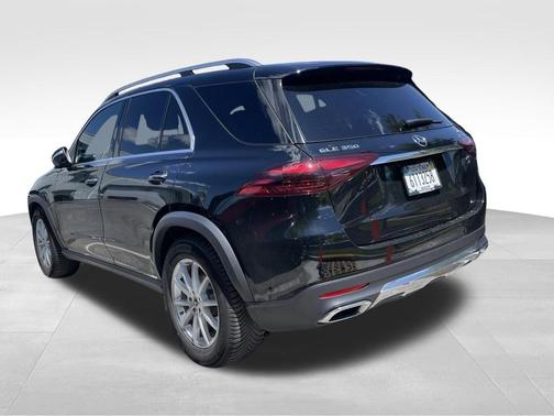 Obsidian Black Metallic 2025 Mercedes-Benz GLE 350 Base 4MATIC