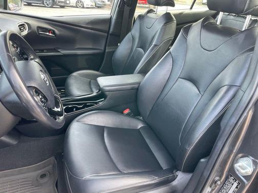 2021 Toyota Prius Prime XLE