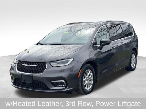 2021 Chrysler Pacifica Touring-L