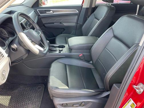 2021 Volkswagen Atlas 3.6 V6 SE w/ Technology