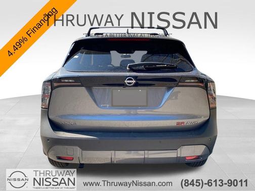 2025 Nissan Kicks SR