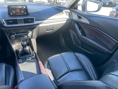 2017 Mazda Mazda3 Touring
