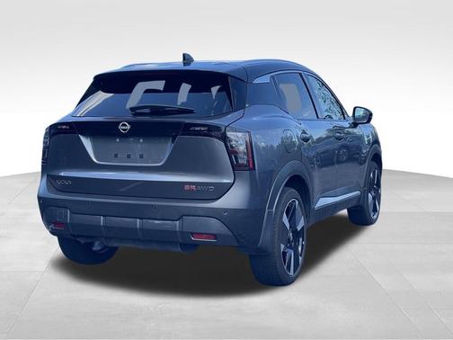 Gun Metallic 2025 Nissan Kicks SR