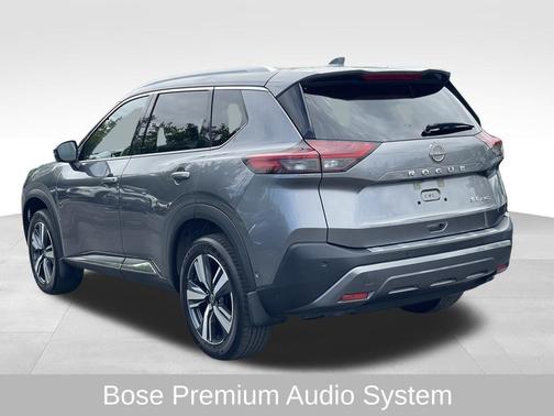 2022 Nissan Rogue SL