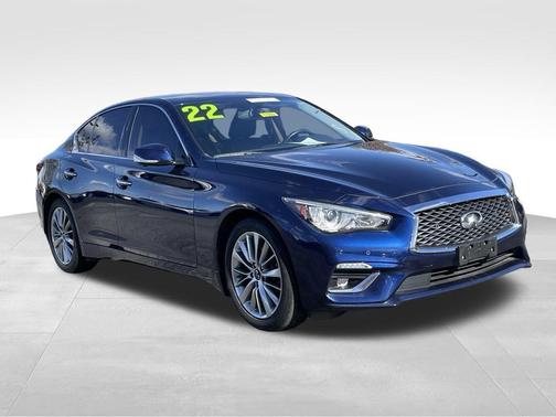 2022 INFINITI Q50 LUXE