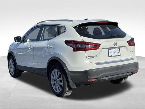 2021 Nissan Rogue Sport SV