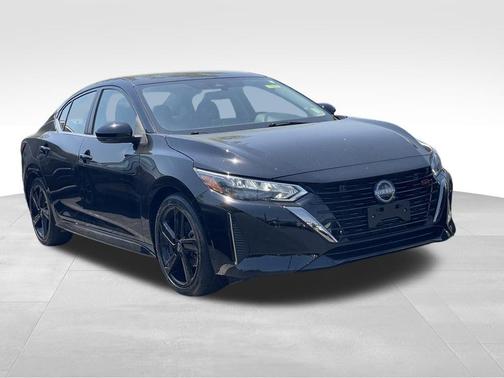 Black 2024 Nissan Sentra SR