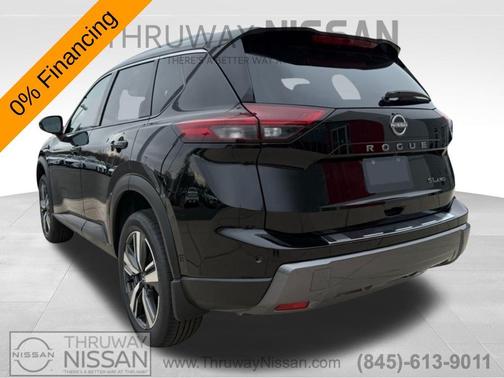 2025 Nissan Rogue SL