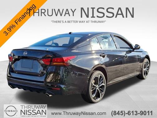 2025 Nissan Altima SR
