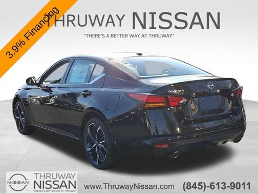 2025 Nissan Altima SR