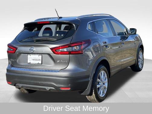 2020 Nissan Rogue Sport SV