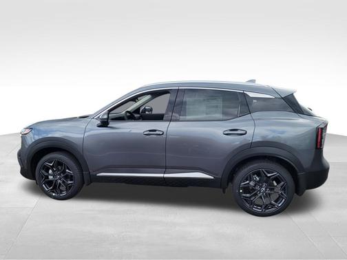 Gun Metallic 2026 Nissan Kicks SR