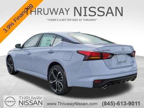 2025 Nissan Altima SR