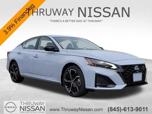 2025 Nissan Altima SR