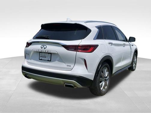 2022 INFINITI QX50 Luxe