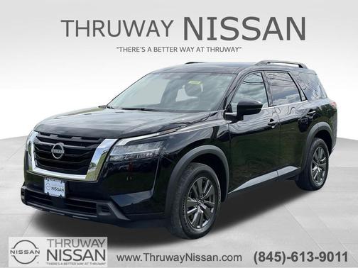 Black 2022 Nissan Pathfinder SV
