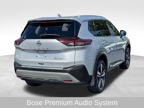 2022 Nissan Rogue SL