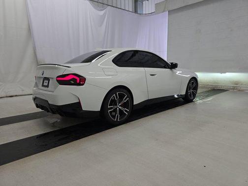 Alpine White 2023 BMW 230 230i xDrive