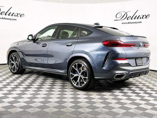 2020 BMW X6 M50i