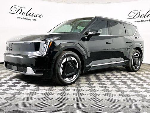 Aurora Black Pearl 2024 Kia EV9 Land