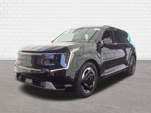 Aurora Black Pearl 2024 Kia EV9 Land