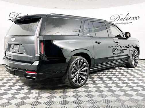 2025 Cadillac Escalade ESV Sport