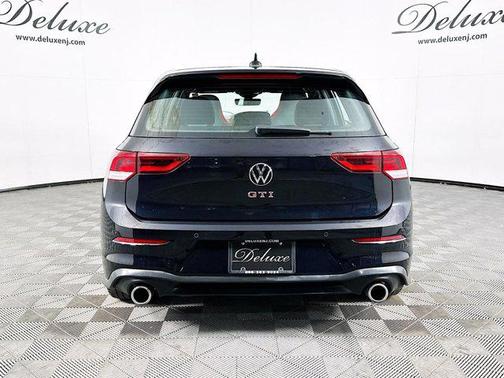 2022 Volkswagen Golf GTI 2.0T SE DSG
