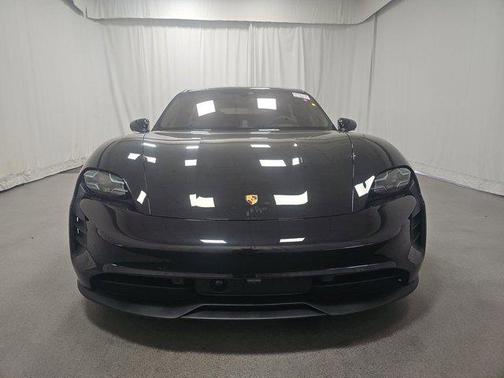 2024 Porsche Taycan GTS