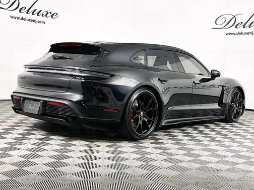 2024 Porsche Taycan GTS