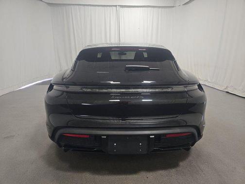 2024 Porsche Taycan GTS