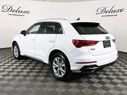 2022 Audi Q3 45 S line Premium Plus