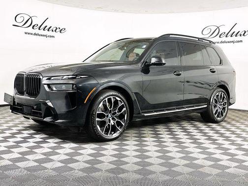 Black Sapphire Metallic 2024 BMW X7 xDrive40i