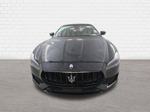 Black 2022 Maserati Quattroporte Modena Q4
