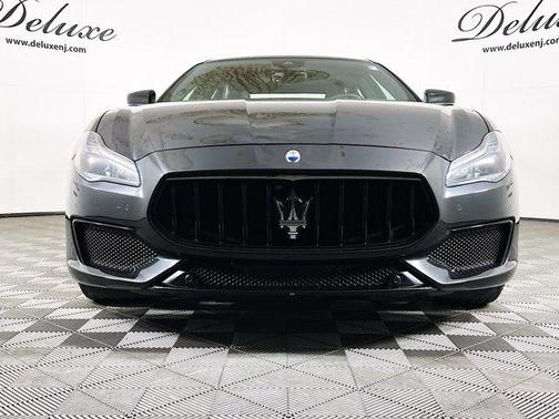 Nero Ribelle Metallic 2022 Maserati Quattroporte Modena Q4