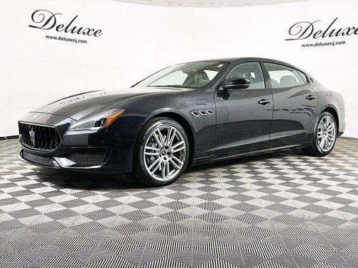 Nero Ribelle Metallic 2022 Maserati Quattroporte Modena Q4