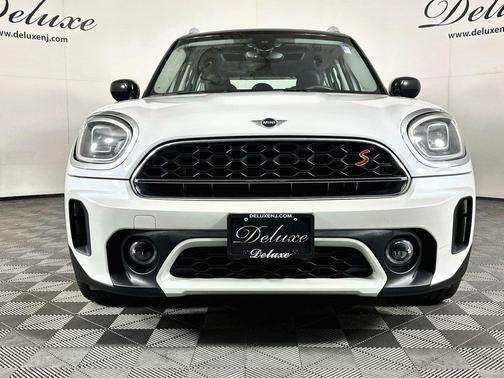 Nanuq White Metallic 2024 MINI Countryman Cooper S ALL4