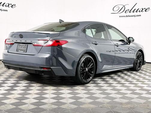Underground 2025 Toyota Camry SE